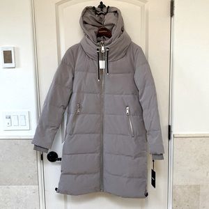 DKNY unique finish down blend coat size XS